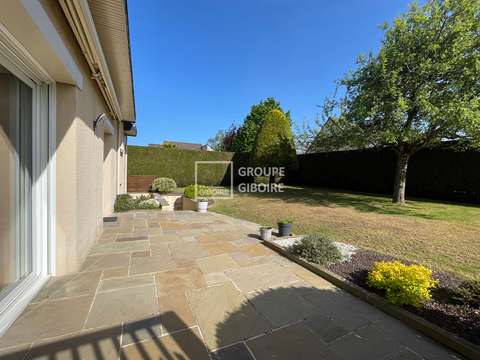 Vente maison 7 pièces Noyal-Châtillon-sur-Seiche 35