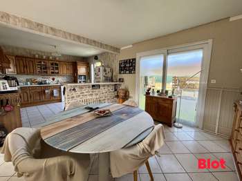 Vente maison 6 pièces Noyal-Châtillon-sur-Seiche 35