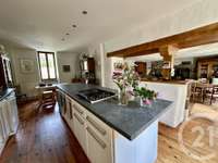 Vente maison 14 pièces