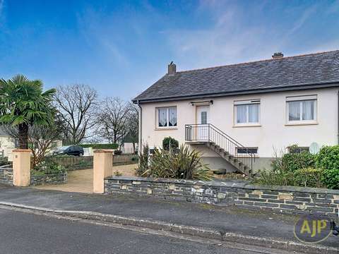 Vente maison 5 pièces Noyant-la-Gravoyère 49