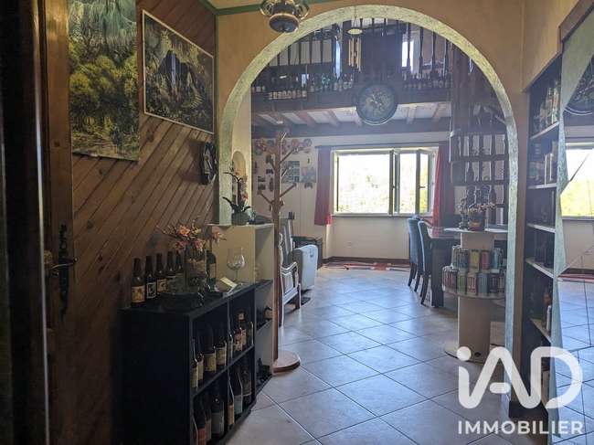 Maison 6 pièces 103 m² · à Nozières · 103 m² · 118 000 €