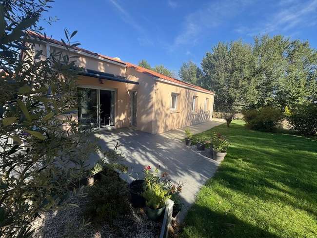 Maison 5 pièces 94 m² · à Nuaillé · 94 m² · 232 120 €
