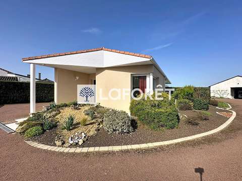 Vente maison 6 pièces Nueil-les-Aubiers 79