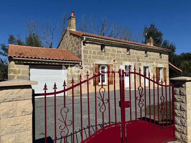 Maison 4 pièces 86 m² · à Cléré-sur-Layon · 86 m² · 186 500 €