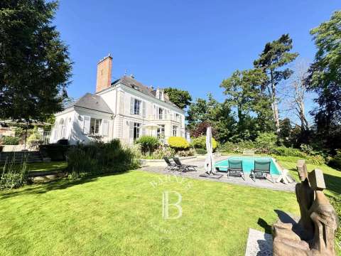 Vente maison 11 pièces Olivet 45