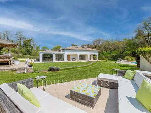 Vente maison 7 pièces Opio 06