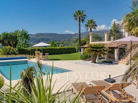 Vente maison 7 pièces Opio 06