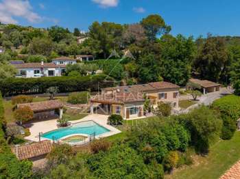 Vente maison 8 pièces Opio 06