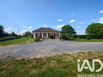Vente maison 5 pièces Oradour-Fanais 16
