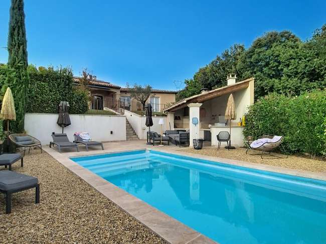 Maison 6 pièces 166 m² · à Oraison · 166 m² · 554 000 €