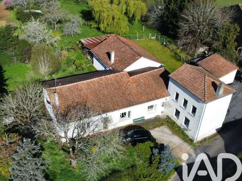 Vente maison 9 pièces Orgedeuil 16