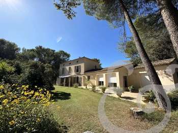 Vente maison 15 pièces Orgon 13