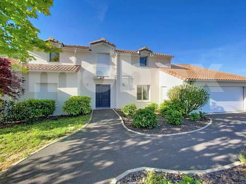 Vente maison 9 pièces Oudon 44