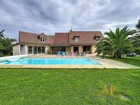 Vente maison 9 pièces