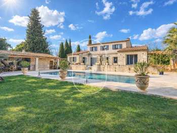 Vente maison 6 pièces Paradou 13