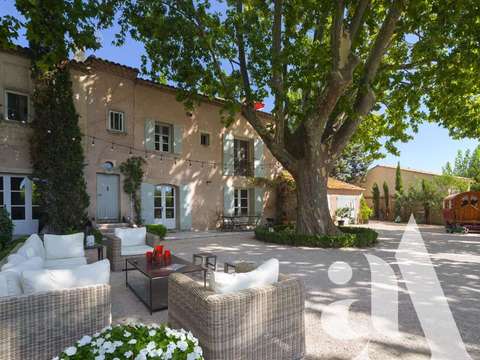 Vente maison 10 pièces Paradou 13