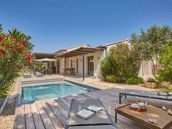 Maison 7 pièces 140 m² · à Paradou · 140 m² · 1 090 000 €