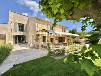 Maison 9 pièces 299 m² · à Paradou · 299 m² · 3 400 000 €