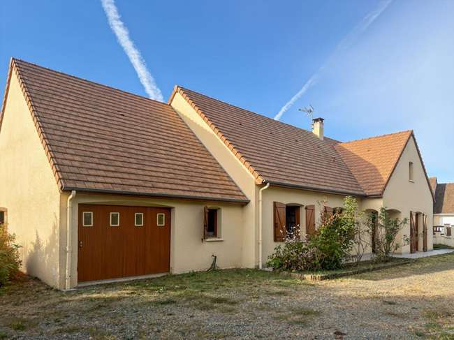 Maison 5 pièces 109 m² · à Parcé-sur-Sarthe · 109 m² · 176 783 €