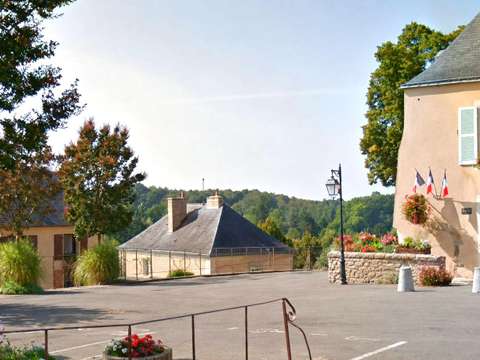 Vente maison 5 pièces Parné-sur-Roc 53