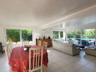 Vente maison 9 pièces