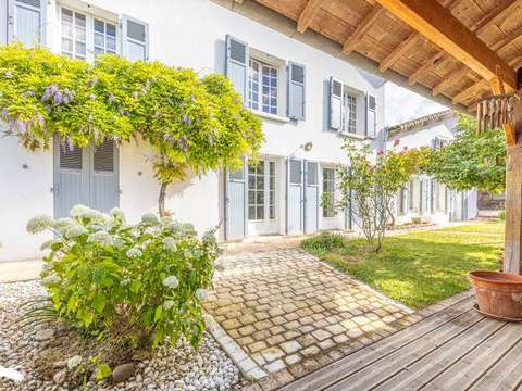 Vente maison 10 pièces Périgné 79