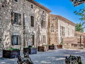 Vente Maison 7 chambresPernes-les-Fontaines