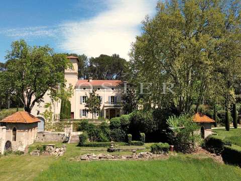 Vente maison 12 pièces Pernes-les-Fontaines 84