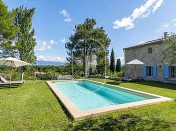 Maison 14 pièces 490 m² · à Pernes-les-Fontaines · 490 m² · 1 850 000 €