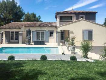 Vente maison 8 pièces Pernes-les-Fontaines 84