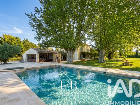 Vente maison 9 pièces Pernes-les-Fontaines 84