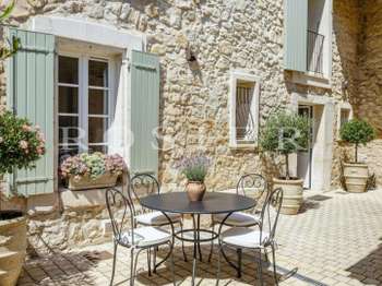 Maison 7 pièces 202 m² · à Pernes-les-Fontaines · 202 m² · 580 000 €