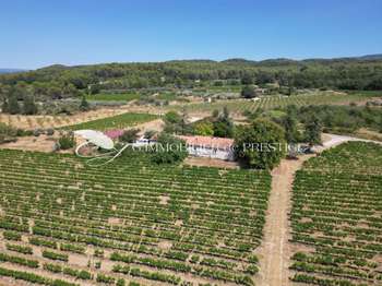 Maison 8 pièces 165 m² · à Pernes-les-Fontaines · 165 m² · 650 000 €