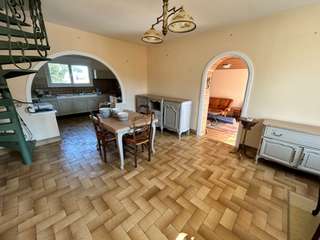 Vente maison 8 pièces