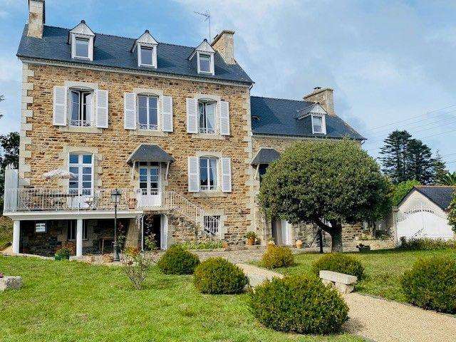 Maison 7 pièces 210 m² · à Perros-Guirec · 210 m² · 1 133 000 €