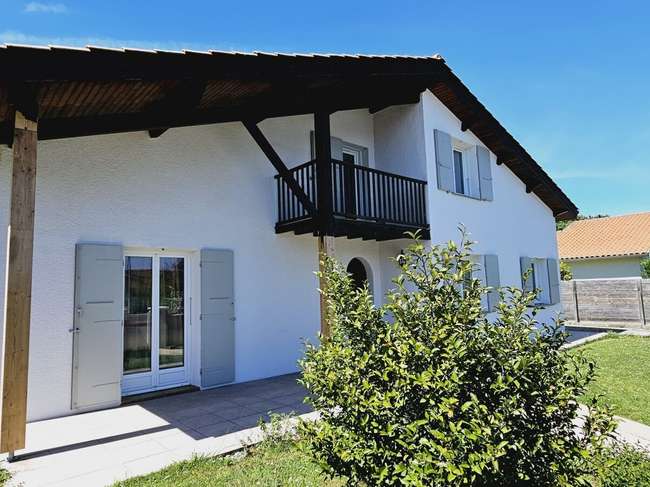 Maison 6 pièces 150 m² · à Pessac · 150 m² · 499 900 €
