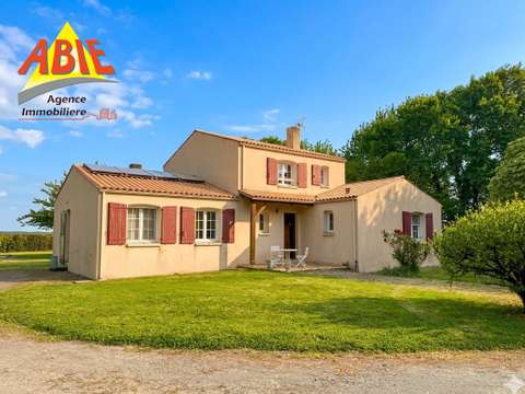 Vente maison 7 pièces Petosse 85