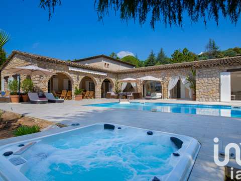 Vente maison 9 pièces