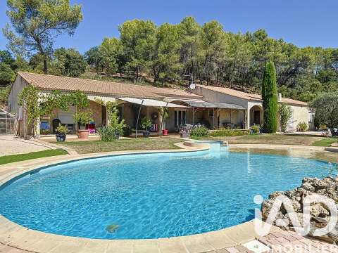 Vente maison 7 pièces Pierrefeu-du-Var 83