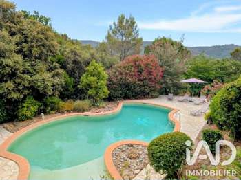 Vente Maison 6 chambresPierrefeu-du-Var