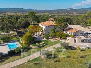 Vente maison 8 pièces Pierrevert 04