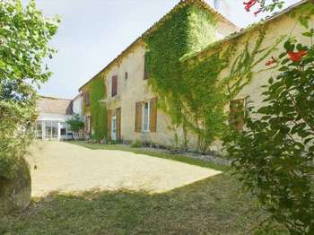 Vente Maison 6 chambresPineuilh
