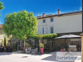 Vente maison 15 pièces Piolenc 84