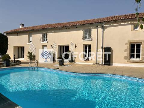 Vente maison 7 pièces Plaine-et-Vallées 79