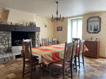 Vente maison 8 pièces