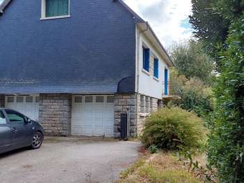 Maison 7 pièces 139 m² · à Plélauff · 139 m² · 90 000 €