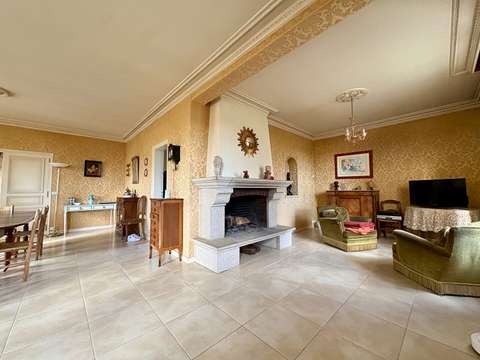 Vente maison 8 pièces