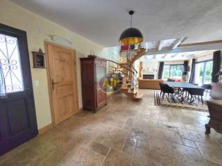 Vente maison 8 pièces