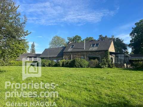 Vente maison 8 pièces Pleucadeuc 56