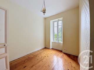 Vente maison 13 pièces